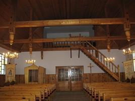 Widok na chór w Mojuszu